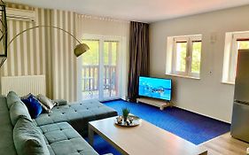 Northern Forest Apartment - Wifi - Netflix Smart TV49' dłużej - taniej